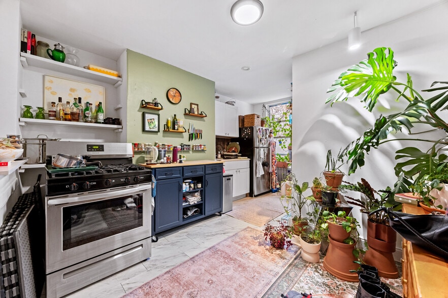 More Photos Of 855 Broadway, Brooklyn Storefront Retail Residential For Sale