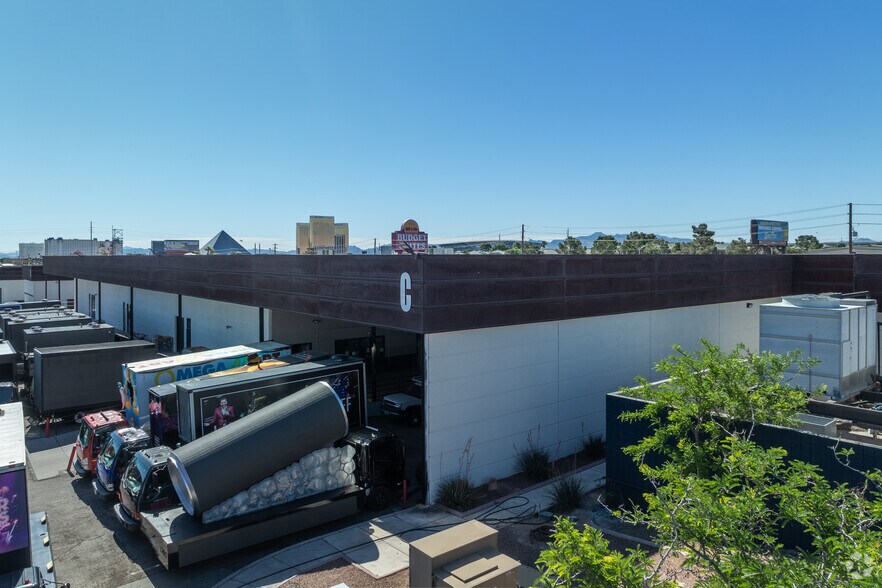 More Photos Of 4300 W Tropicana Ave, Las Vegas Warehouse For Lease