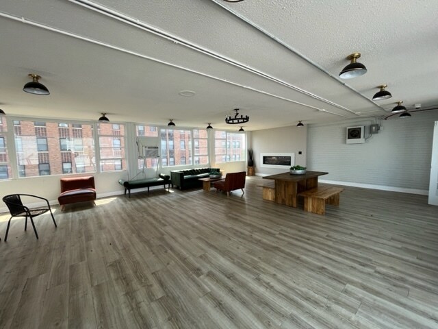 More Photos Of 7270 S South Shore Dr, Chicago Specialty For Lease