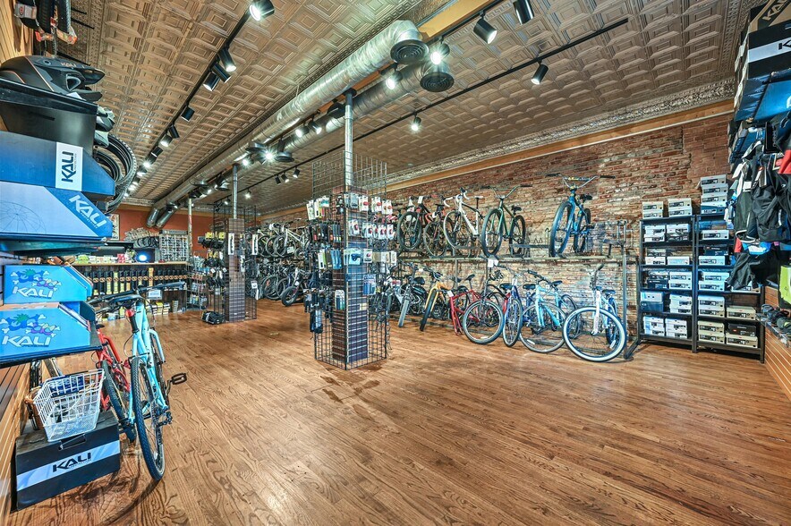 More Photos Of 130 N Main St, Mansfield Storefront Retail Office For Sale