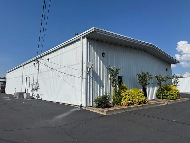 Primary Photo Of 90 Spruce St, Murray Office For Lease