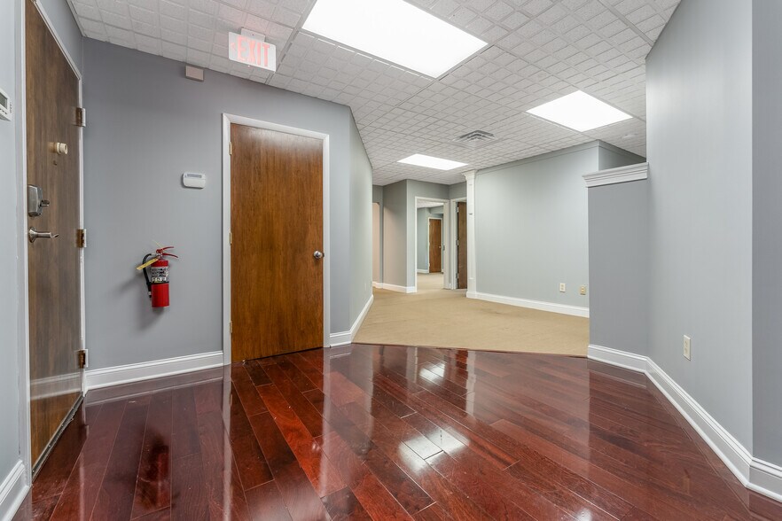 More Photos Of 490 Schooleys Mountain Rd, Hackettstown Medical For Sale