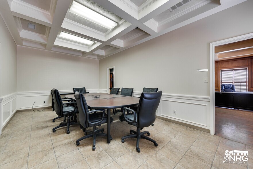 More Photos Of 2818 W 42nd St, Odessa Warehouse For Lease