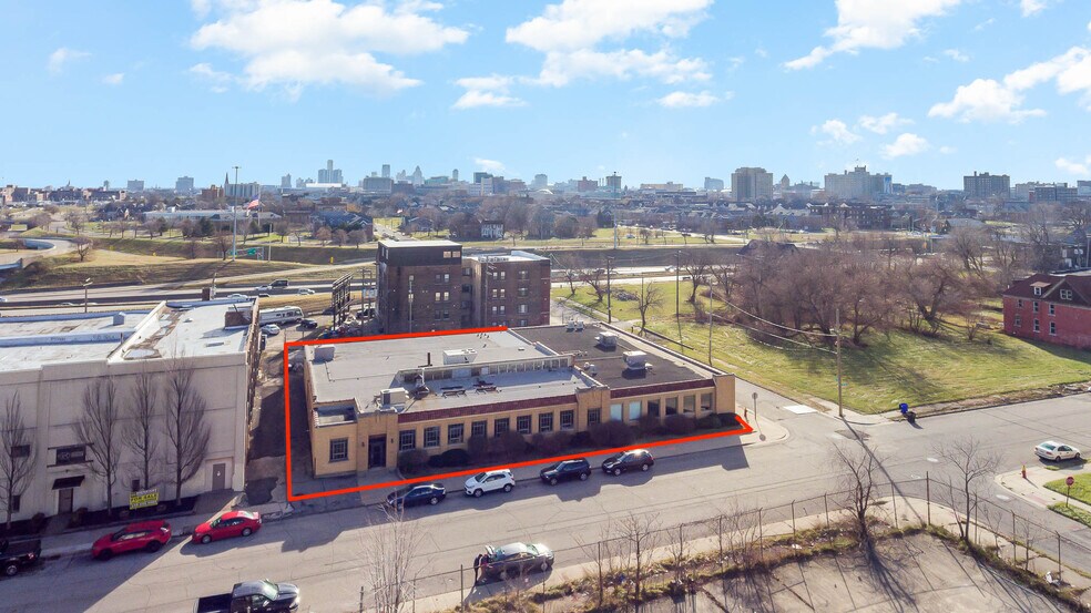 More Photos Of 626 Harper Ave, Detroit Light Manufacturing For Sale