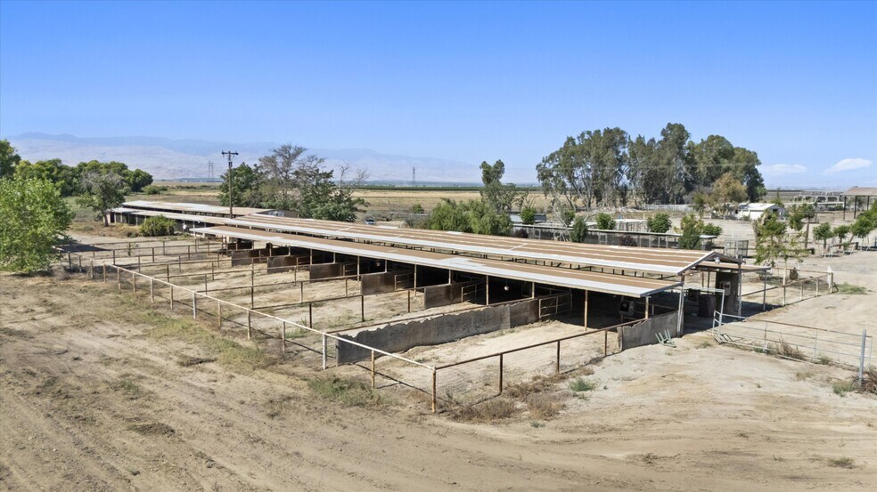 More Photos Of 8661 Herring Rd, Bakersfield Land For Sale