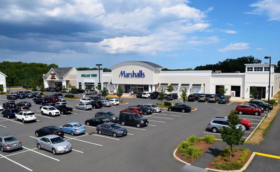 Primary Photo Of 201-231 Gloucester Crossing Rd, Gloucester Unknown For Lease