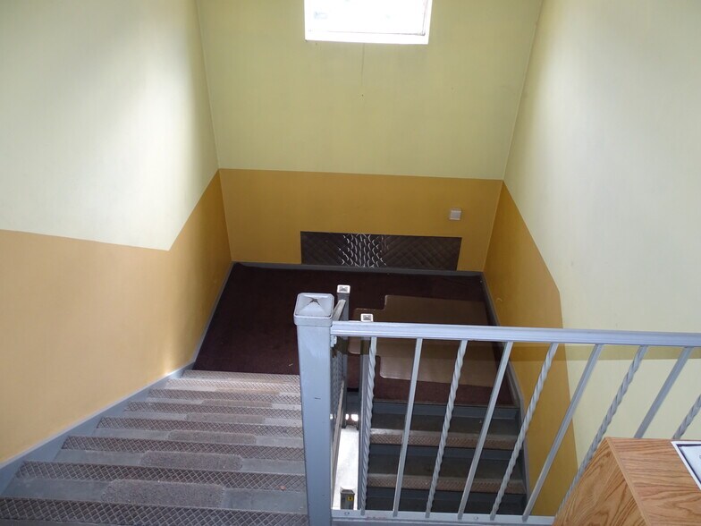 More Photos Of 417 E Sunbury St, Shamokin Storefront Retail Office For Sale