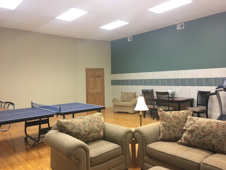 More Photos Of 1307 E Palatine Rd, Arlington Heights Religious Facility For Sale