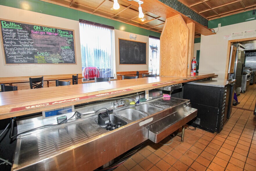 More Photos Of 125 Main St, Huron Bowling Alley For Sale