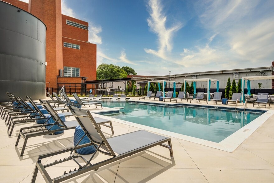 More Photos Of 1100 Richmond Hwy, Richmond Apartments For Sale