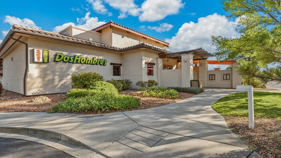 More Photos Of 3245 I-70 Business Loop, Clifton Restaurant For Sale