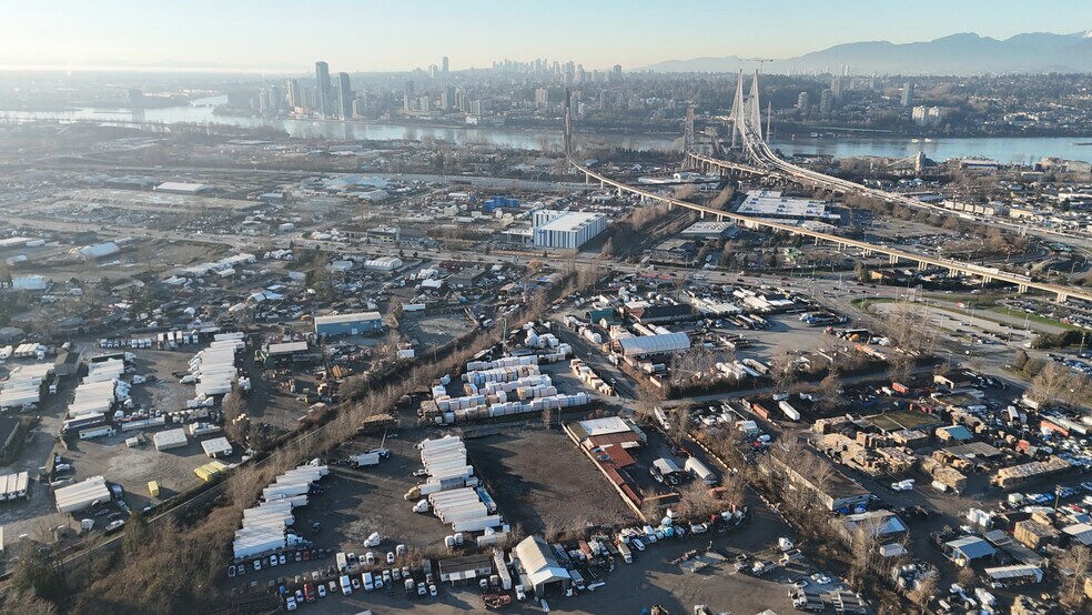 More Photos Of 10860 125 Street, Surrey Land For Lease