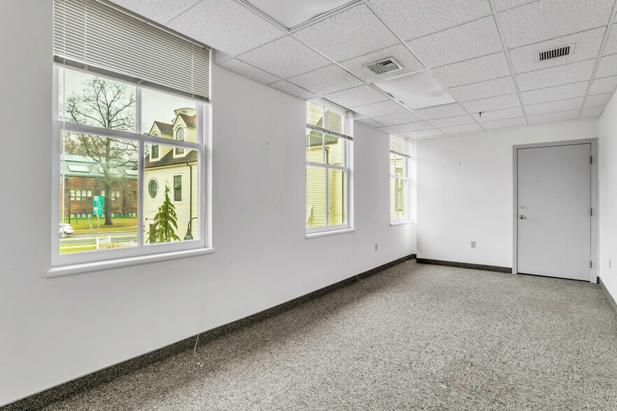 More Photos Of 23 College St, South Hadley Storefront Retail Office For Lease