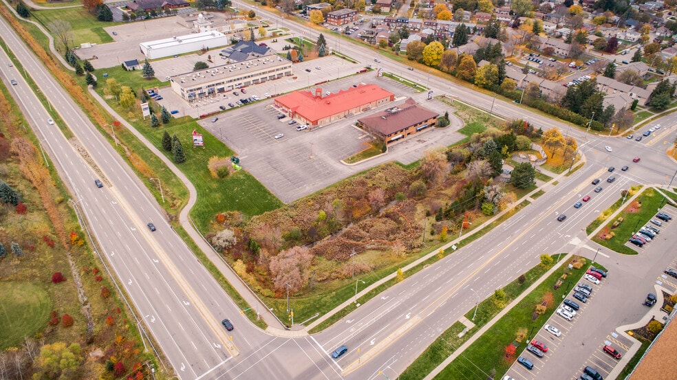 More Photos Of 525 N Park Rd, Brantford Medical For Lease