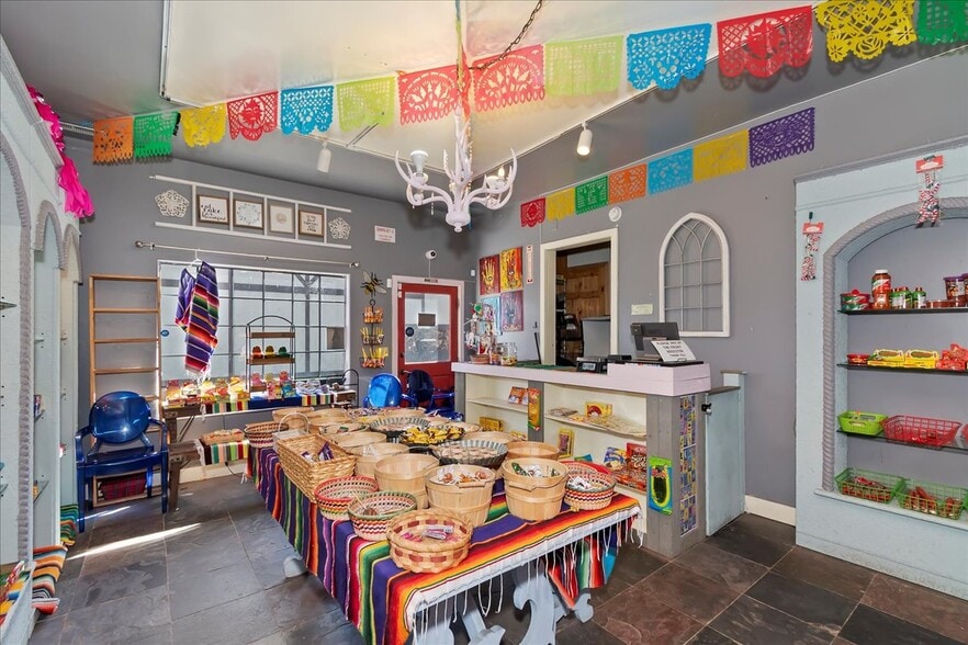 More Photos Of 40716 Village Dr, Big Bear Lake Freestanding For Sale