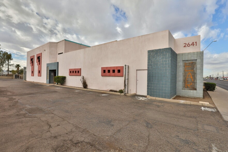 Primary Photo Of 2641 E McDowell Rd, Phoenix Loft Creative Space For Lease