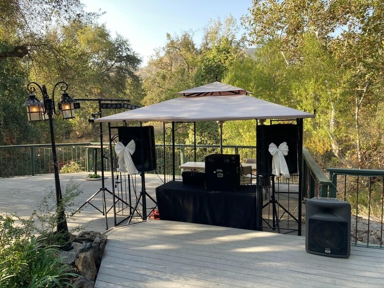 More Photos Of 42975 Sierra Dr, Three Rivers Hotel For Sale