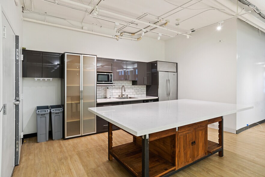 More Photos Of 181 S Park St, San Francisco Office Residential For Lease