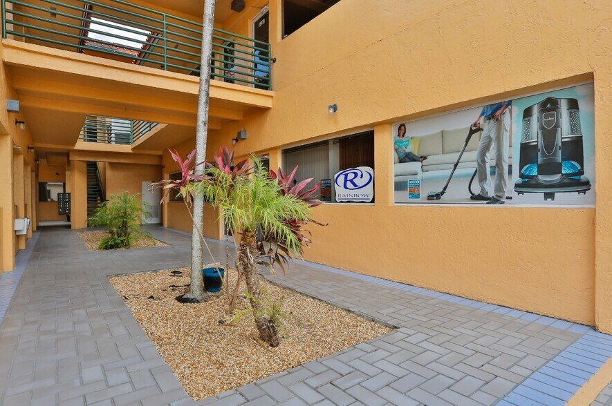 More Photos Of 10250 SW 56th St, Miami Office For Sale