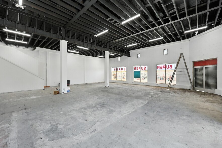 More Photos Of 5404 Western Ave, Los Angeles Storefront Retail Office For Lease