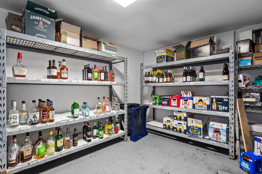 More Photos Of 2943 Upper Mountain Rd, Sanborn Restaurant For Sale