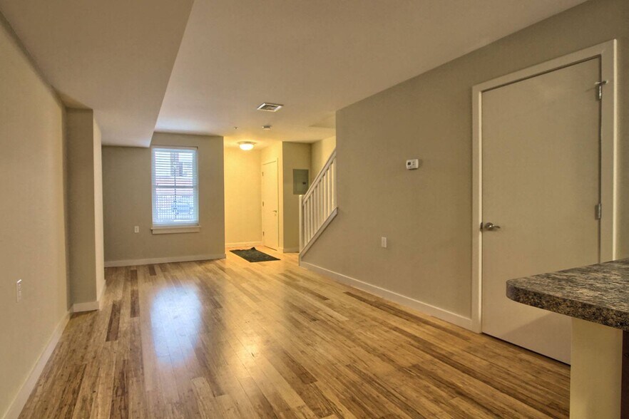More Photos Of 1224 N 3rd St, Harrisburg Apartments For Sale