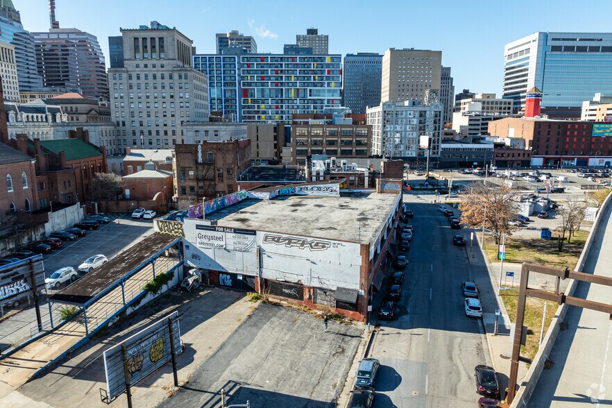 More Photos Of 407 E Saratoga St, Baltimore Parking Garage For Sale