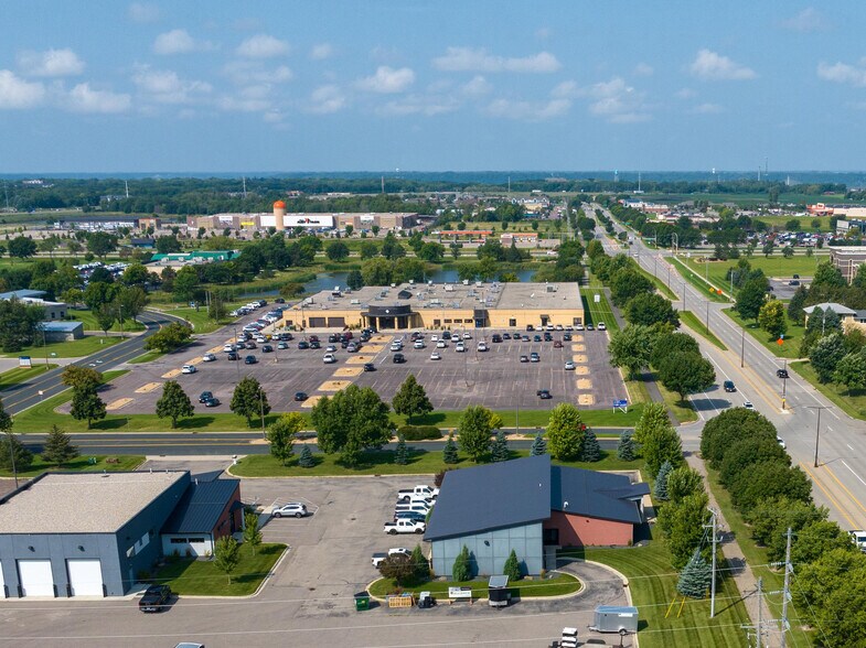 More Photos Of 1961 Premier Dr, Mankato Office For Lease