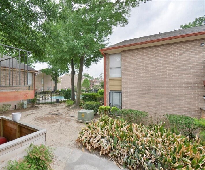 More Photos Of , Houston Multifamily For Sale
