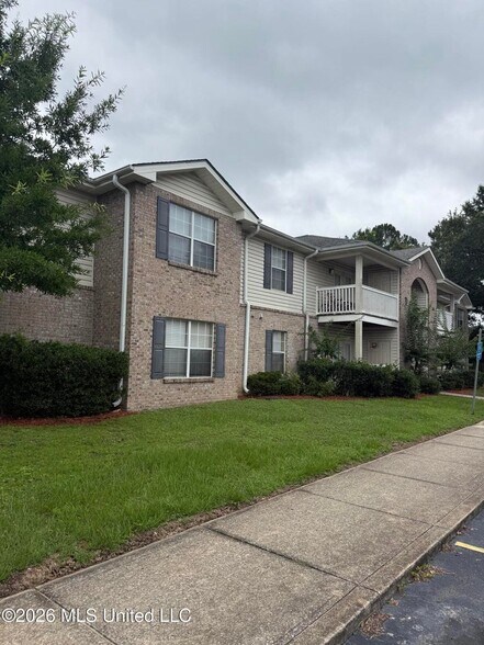 More Photos Of 2718 Bartlett Ave, Pascagoula Apartments For Sale