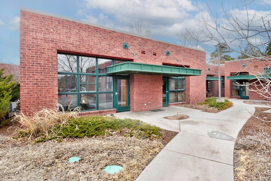 More Photos Of 88 Inverness Cir E, Englewood Medical For Sale