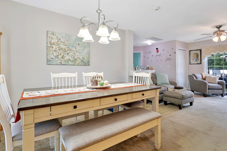 More Photos Of 1400 Broadway Rd, Dracut Flex For Sale