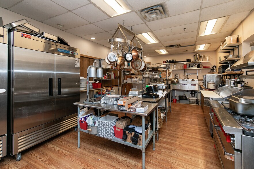 More Photos Of 1611 1st Ave W, Newton Lodge Meeting Hall For Sale