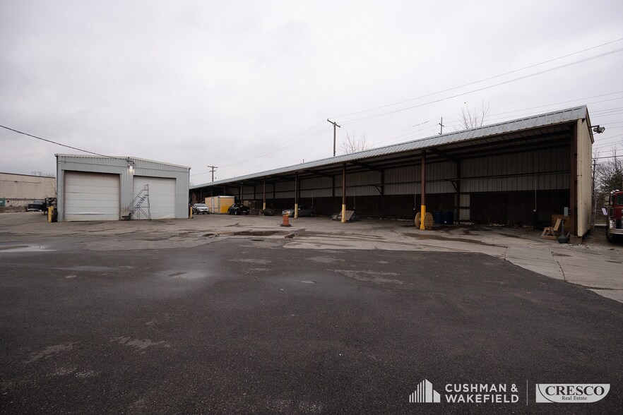 More Photos Of 19100 Holland Rd, Brook Park Manufacturing For Sale