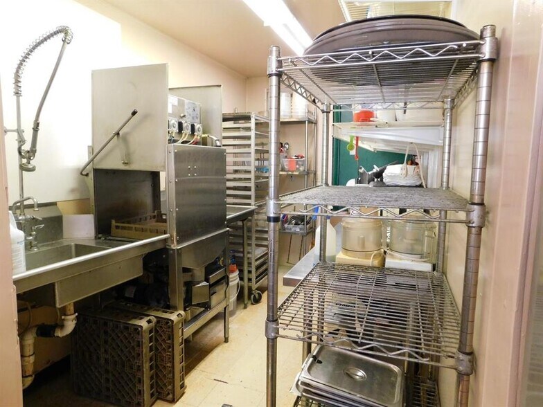 More Photos Of 200 S Fulton St, Princeton Restaurant For Sale