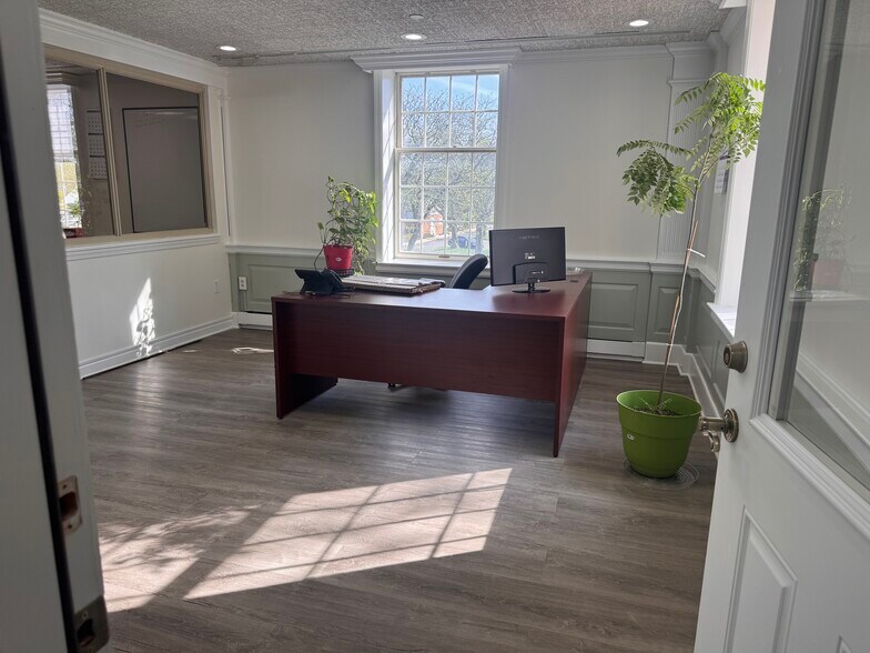 More Photos Of 1 Rossmoor Dr, Monroe Township Medical For Lease