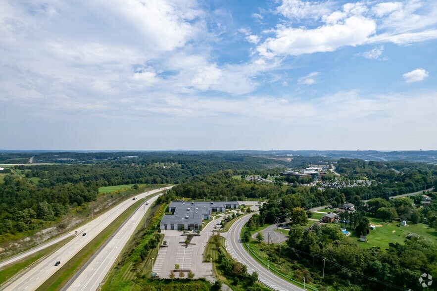 More Photos Of 400 Industry Dr, Pittsburgh Flex For Sale