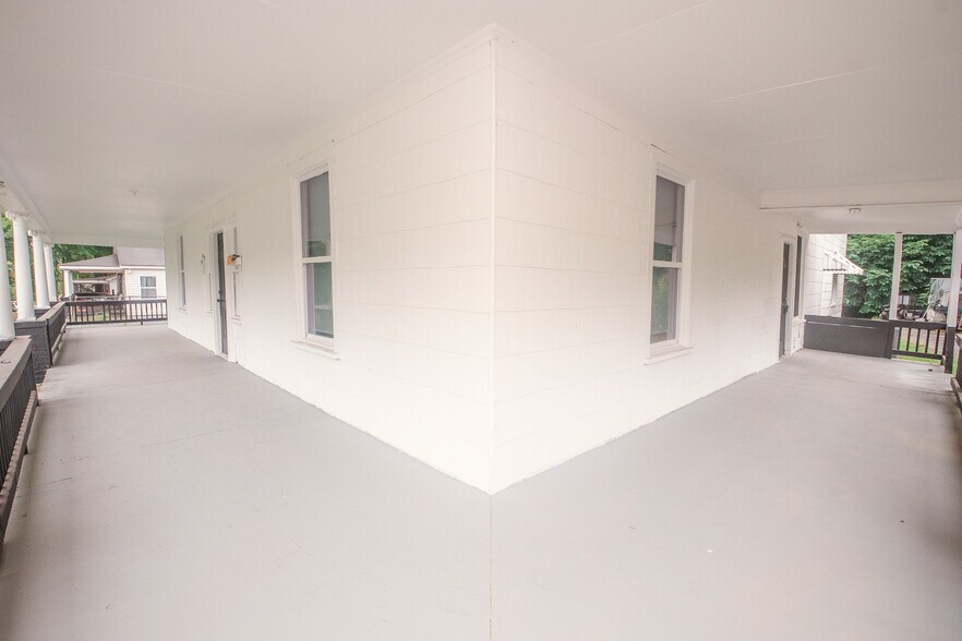 More Photos Of 707 W Phifer St, Monroe Apartments For Sale