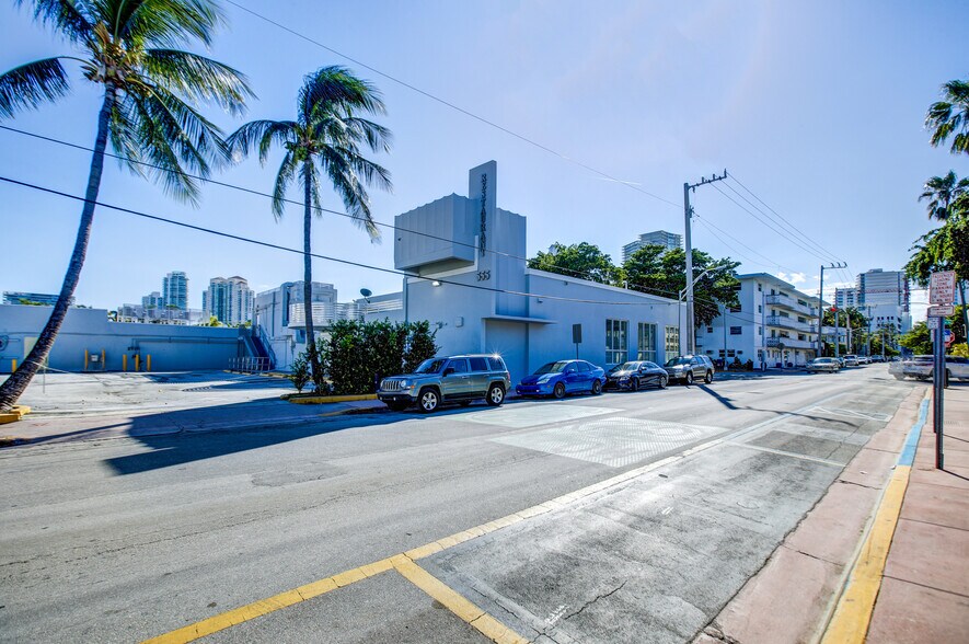 Primary Photo Of 555 Jefferson Ave, Miami Beach Restaurant For Lease
