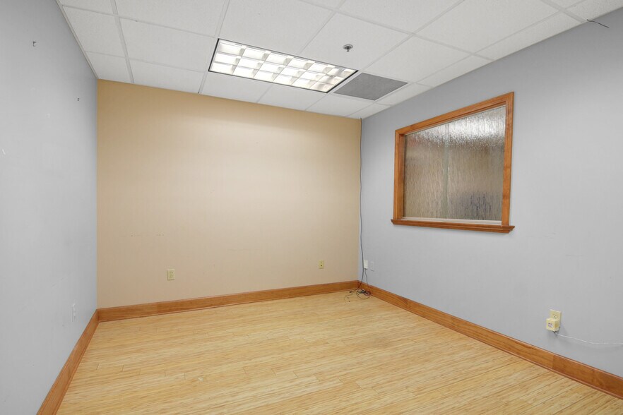 More Photos Of 233 E Bay St, Jacksonville Office For Sale