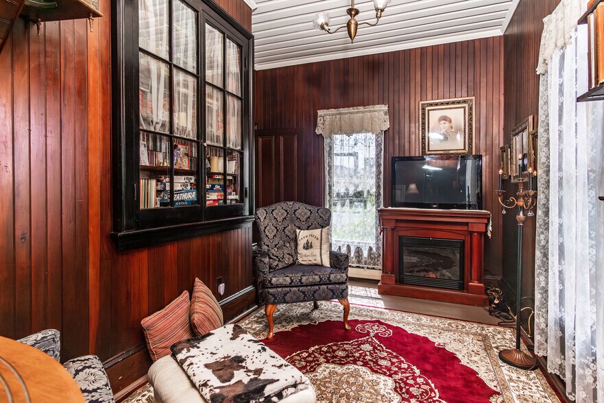 More Photos Of 236 SE Stephens St, Roseburg Hospitality For Sale