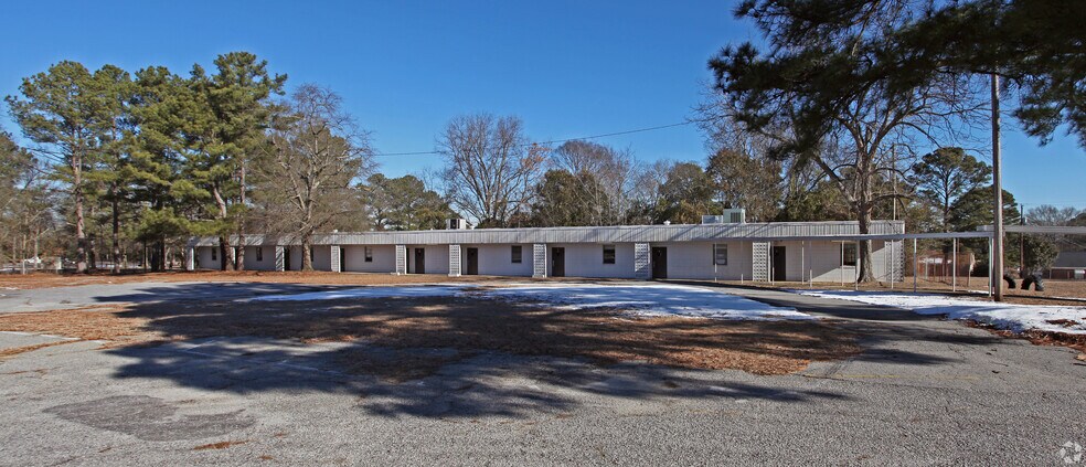 More Photos Of 2700 Ashland Rd, Columbia Schools For Sale