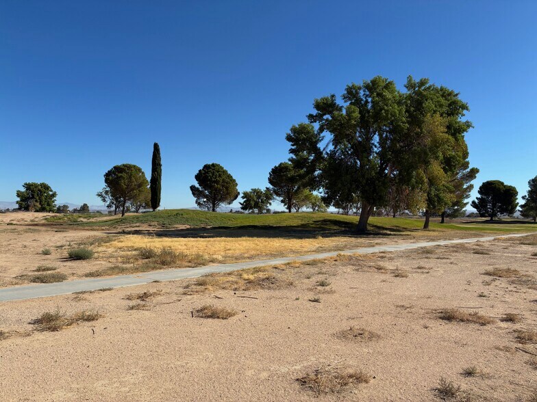 More Photos Of 21100 Hacienda Blvd, California City Land For Sale