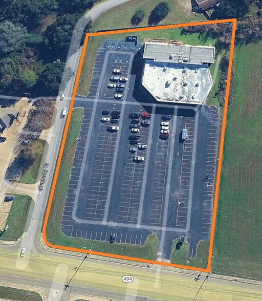 More Photos Of 1011 Keyser Ave, Natchitoches General Retail For Sale