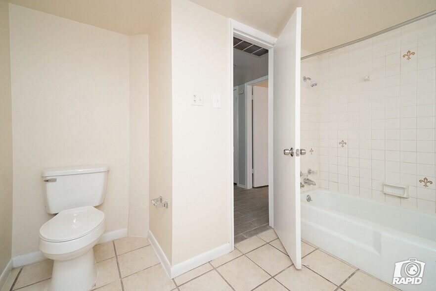 More Photos Of 601 George Ave, Midland Apartments For Sale