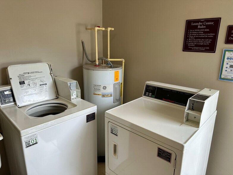 More Photos Of 614 Oak Ave, Clearwater Apartments For Sale