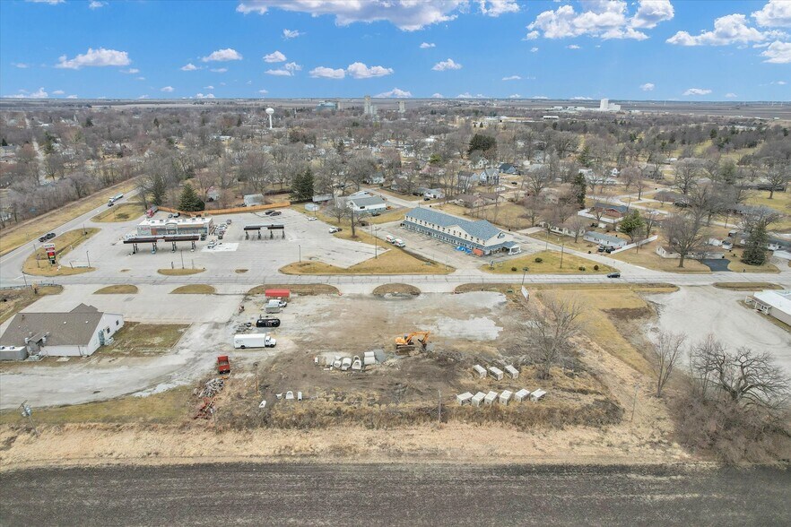 More Photos Of 940 Clinton Ave, Farmer City Land For Sale