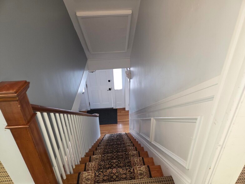 More Photos Of 282 Montvale Ave, Woburn Office For Sale