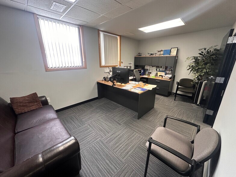 More Photos Of 5171 Plainfield Ave NE, Grand Rapids Medical For Sale