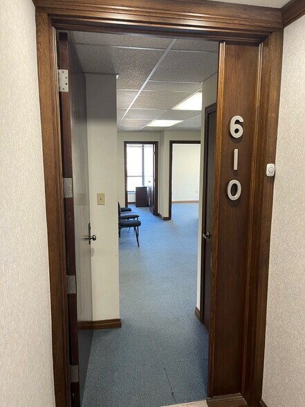 More Photos Of 600 Commerce Dr, Coraopolis Office Residential For Sale